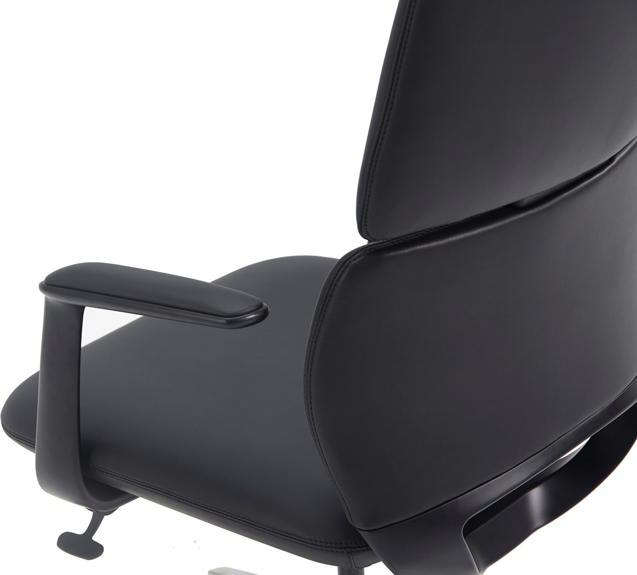 Кресло руководителя RivaChair Venetto FK013-B12